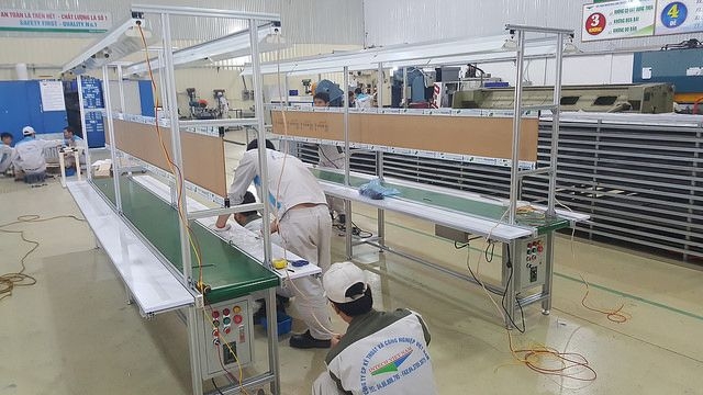 bang tai khung nhom dinh hinh